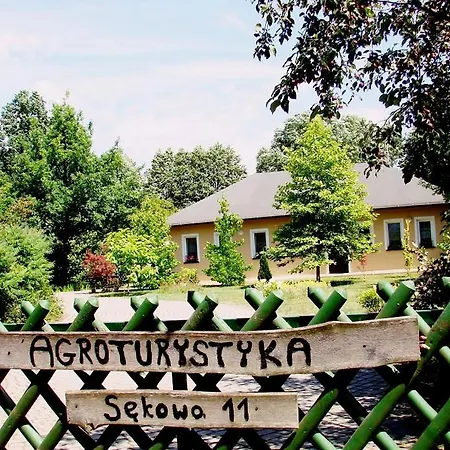 Farm stay Pod Modrzewiami *