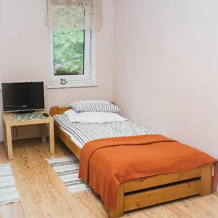 مزرعة للإقامة Pod Modrzewiami