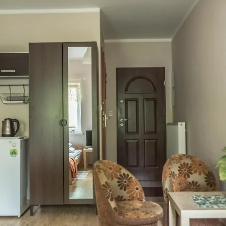 Pod Modrzewiami Farm stay Nowy Tomysl